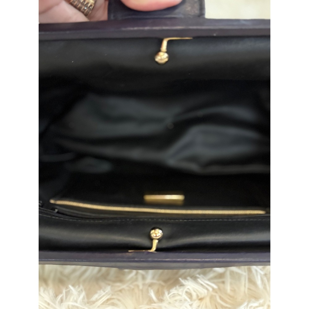 Vintage Meyers Quilted Shoulder Bag Eggplant Color Gold Accent Purse‎ USA Made - Picture 4 of 9